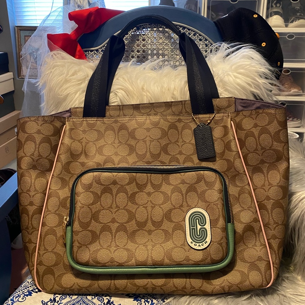 Coach Signature Court Tote